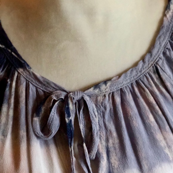 🆕 ❗️LAST ONE❗️ALUNA LEVI PEASANT TOP ☮️ - Picture 5 of 6